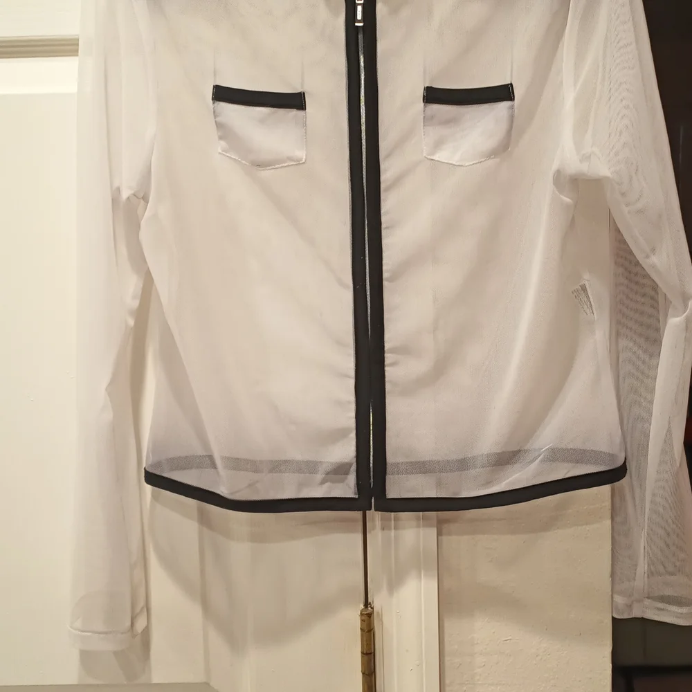 Jacket - Picture 4 of 5